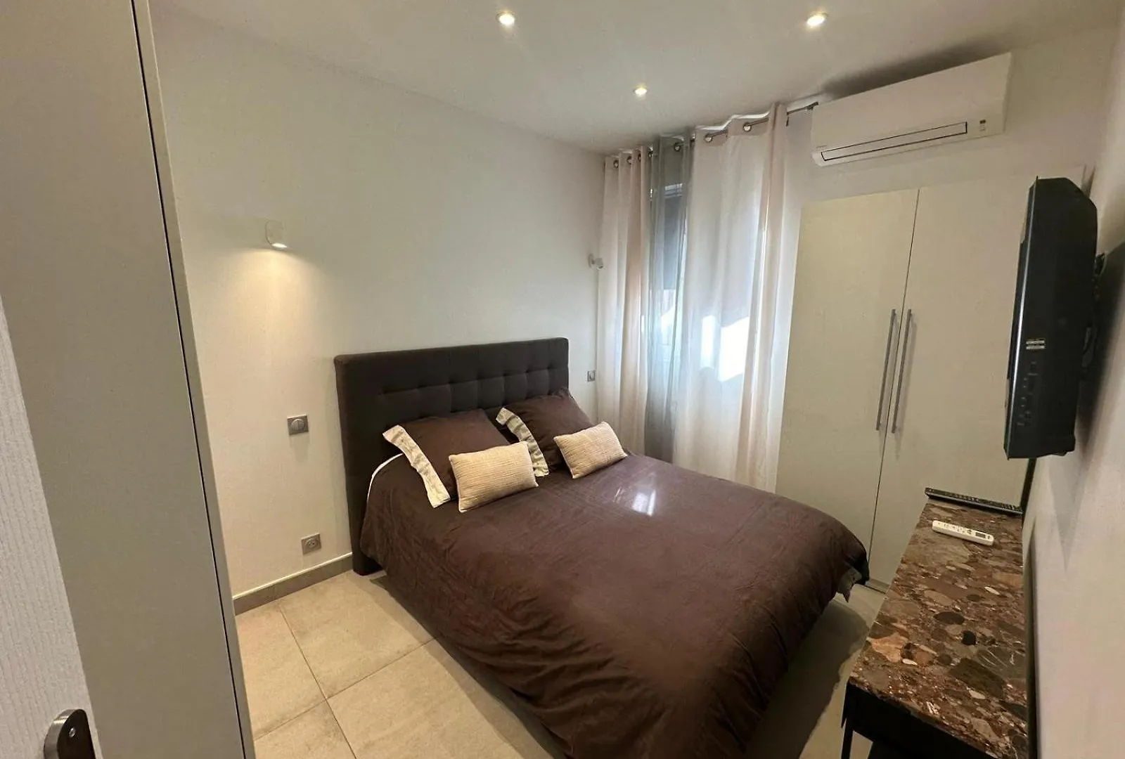 Apartment Gold Queen Cannes France